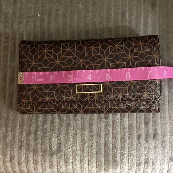 Vinyl Brown Printed Wallet - Picture 3 of 4